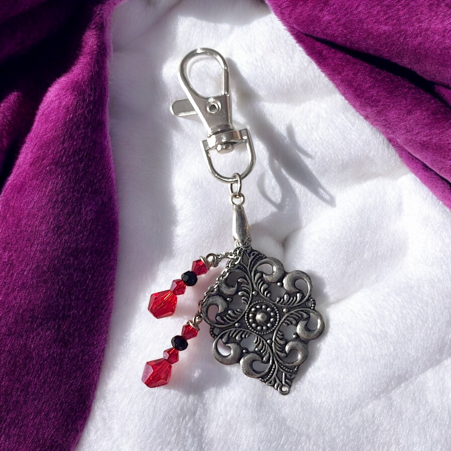 Grandeur Bag Clip